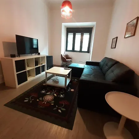 Vintage Amazing Terrace Apartment Lisbon